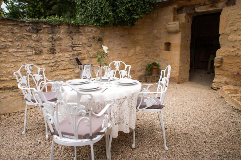 Le Manoir De Carlucet Gite Saint-Crépin-et-Carlucet Exterior foto
